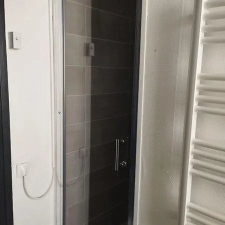 Maison Avec De Grands Volumes * Brest